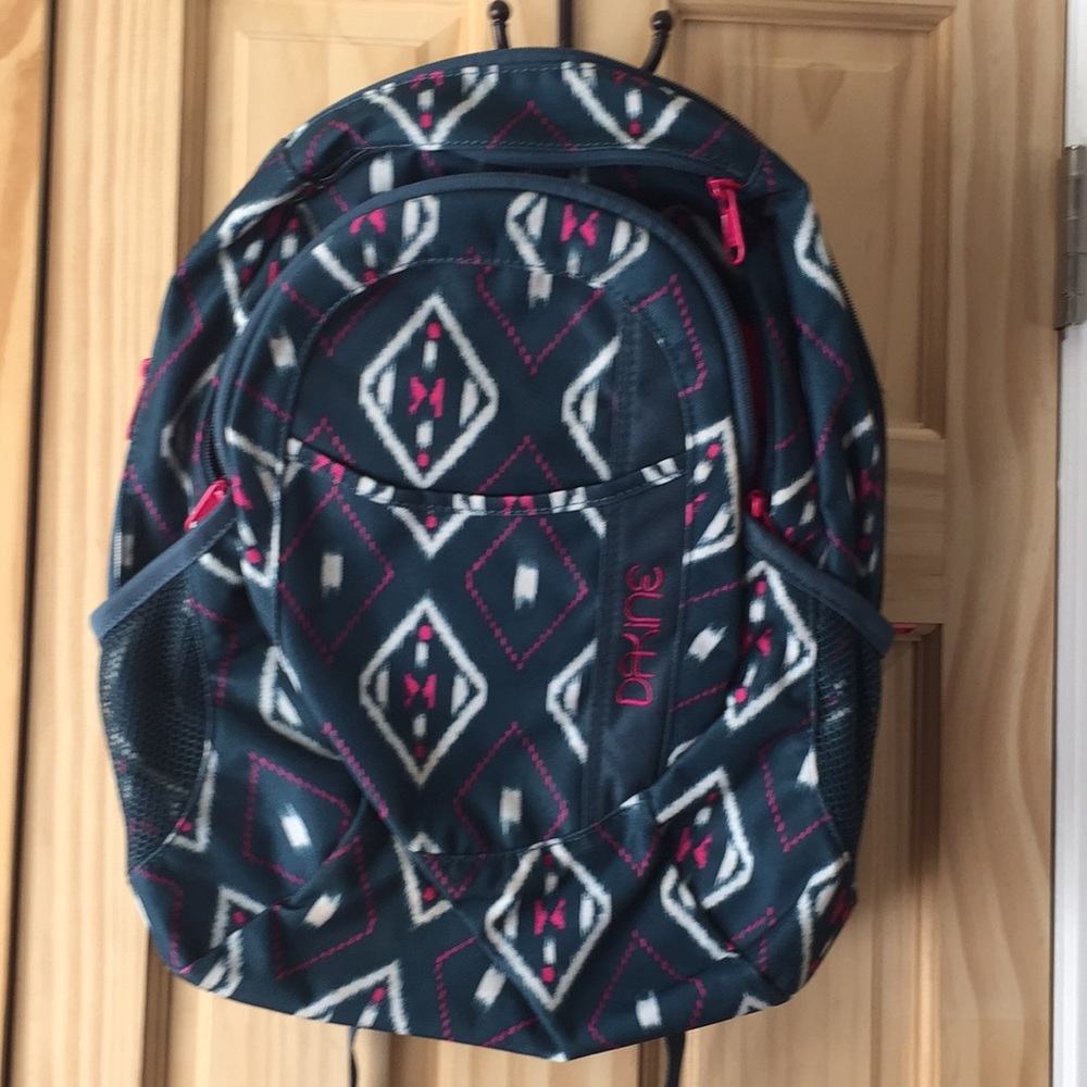 dakine backpack. Barely used.